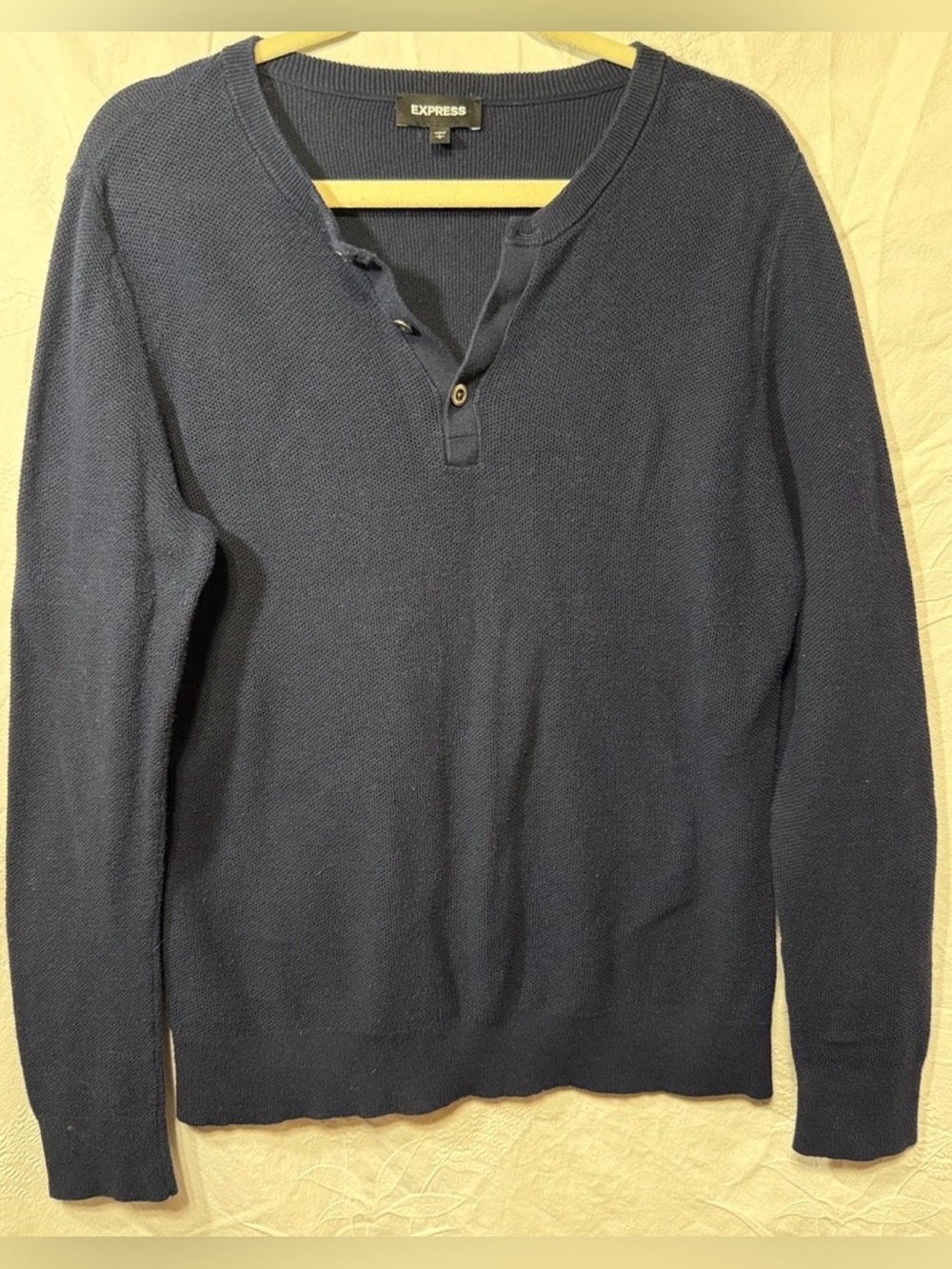 Express Men's Dark Navy Blue V-Neck Henley Sweater Large